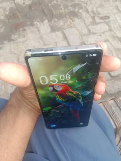 infinx note 40 8+8/256