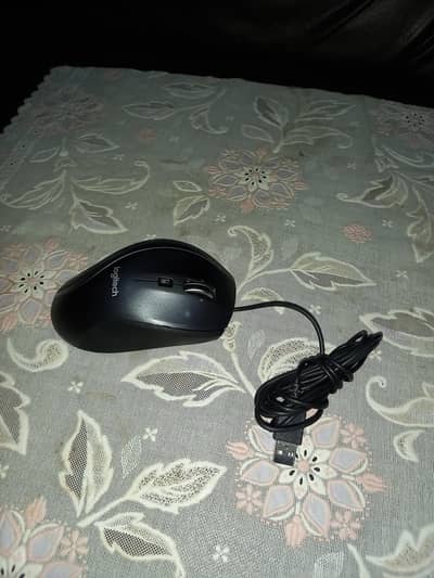 Logitech usb gaming  MOUSE