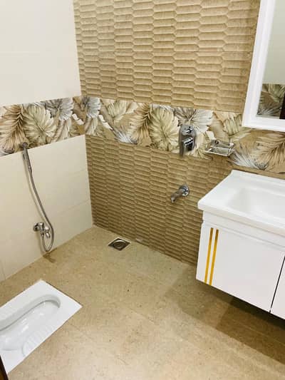 5 Marla full house for sale barnd new Ghar