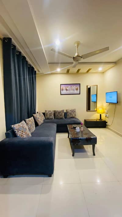 Perday and weekly basis 2 bed luxury apartments available on rent