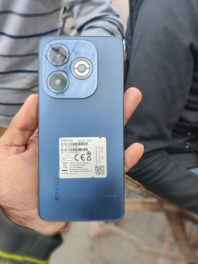 Infinix smart 8plus 4+4/64  battery 6000 mah / with box