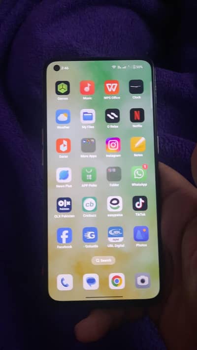 one hand use phone all ok