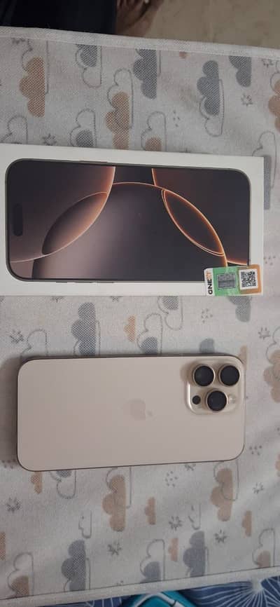 Iphone 16 pro Max 100% battery health just like new 10/10 condition