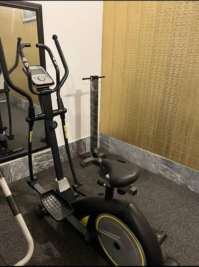 slightly used electric gym exercise bike condition 10/10