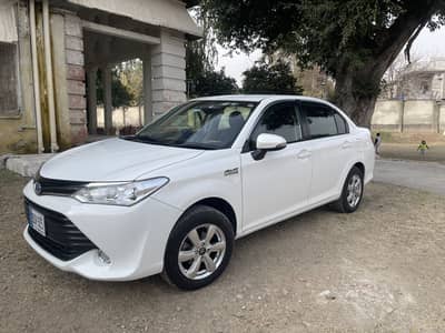 Toyota Corolla Axio 2016