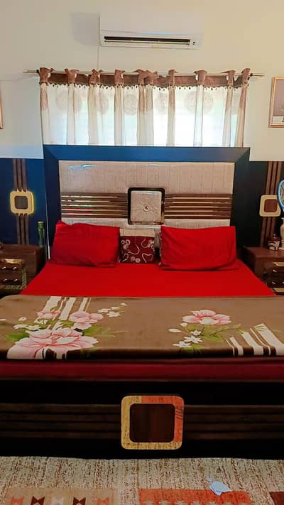 Double Bed for Sale (Excellent Condition)