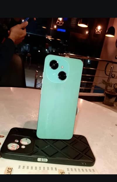 full box ha 8 month warranty 4+4.128gb. charger infinx ha Sath