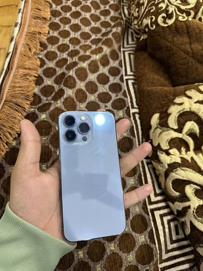 iphone 13 pro sira blue colour