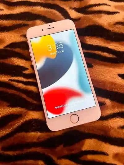 iphone 7 plus 128 GB my WhatsApp number 0320-24-100-47