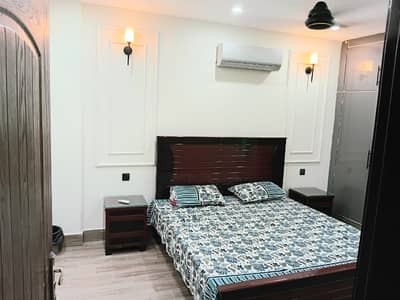 Furnished apartment *unmarried couple not allowed*