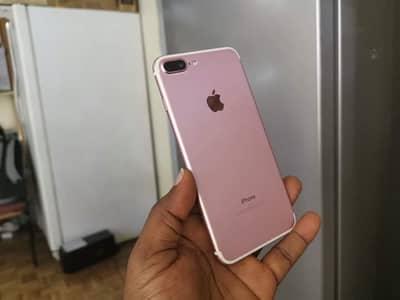 iPhone 7 plus 128 GB official PTA jobs no open no repair 10 by