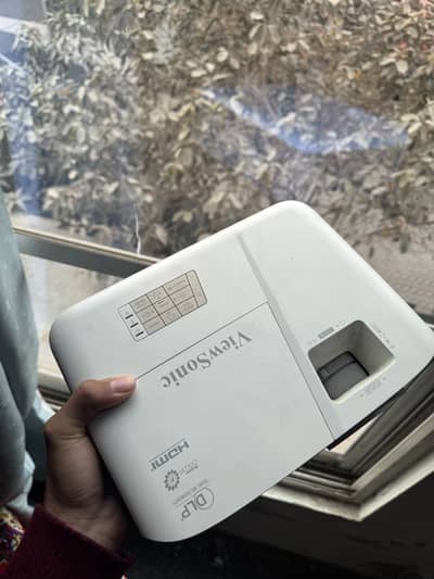 View sonic PA503S projector