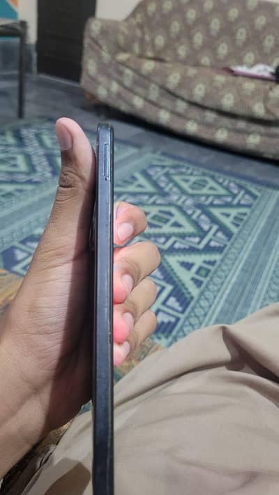 Redmi note 12 6 128  box charger sath hai