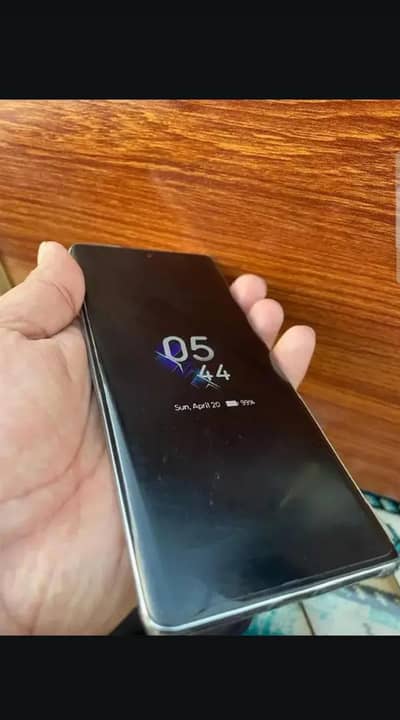 urgent sell achi offer do la joi  Kamal mobile ha edge display 12/256