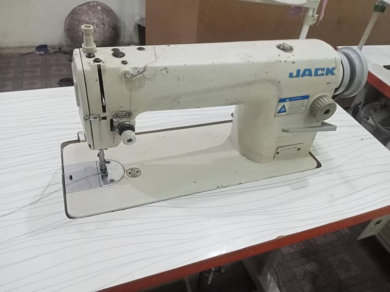 Jack sewing machine 0