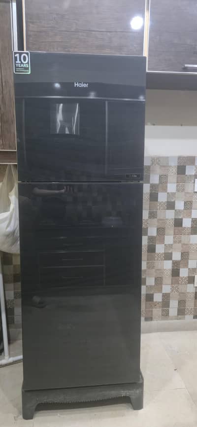 Haier Refrigerator  12 Cubic Medium  size