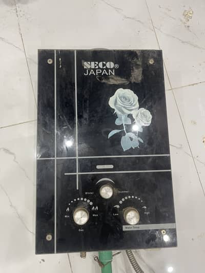 Instant geysers all okeyy