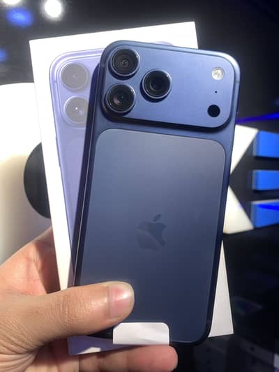 Apple iPhone 17 Pro Max 256GB Non PTA Physical+Esim 10/10 Complete Box