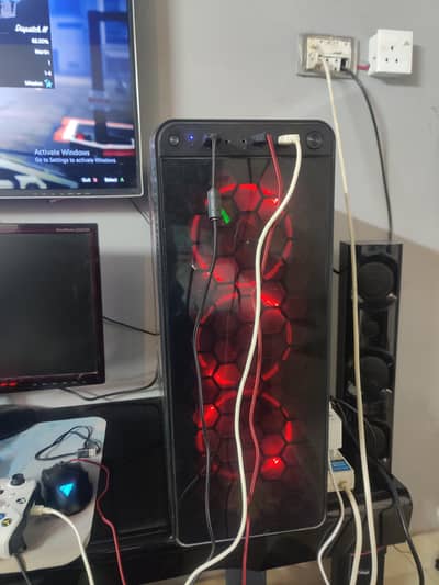 gaming PC for sale with monitor and keyboard mouse