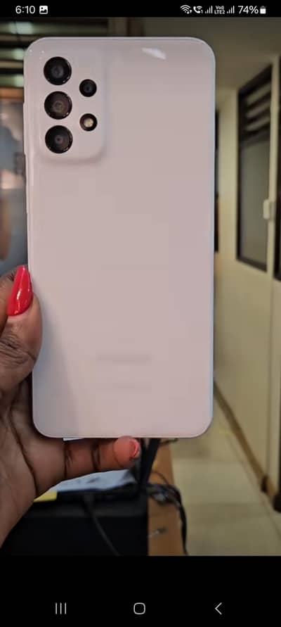 bhai all OK koi issue ni koi fault ni whotw colour box charger sath ha