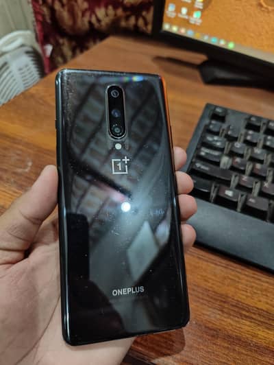  OnePlus 8 – 8GB/128GB