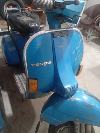 Vespa new bodyline 1981