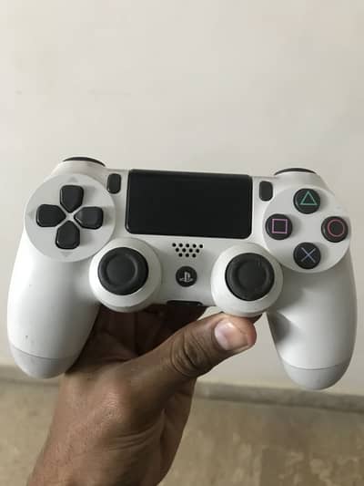 Ps4 controller like new