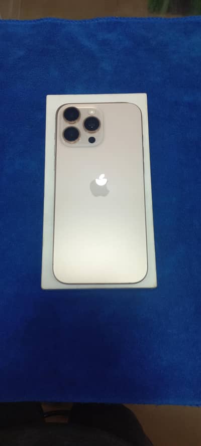 Desert Titanium  16 PRO  MAX