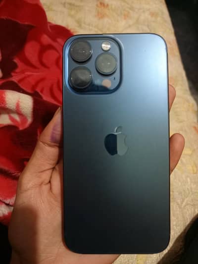 15 pro max 10/10 condition 90 bettery health 100 ℅ okay