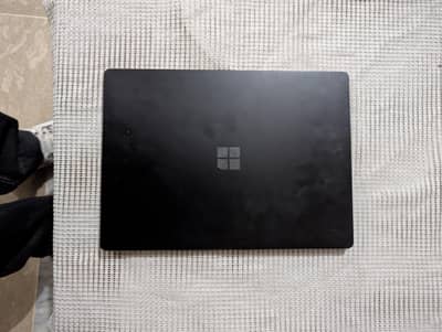 Microsoft surface laptop 3