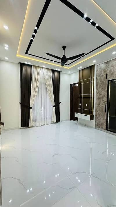 Brand New House For Rent St Wapda Staring Blocks Super Hot Location + House 0 Miter  Ready To Shift