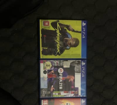 cyberpunk and Fifa 21 ps4 games