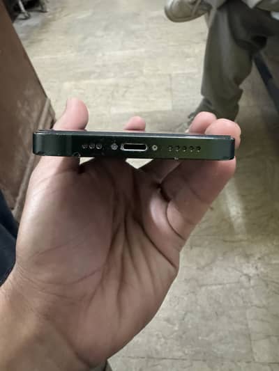 iPhone 13 factory unlock