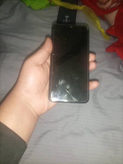 urgent sale bus pannel break ha or front camera kharab ha