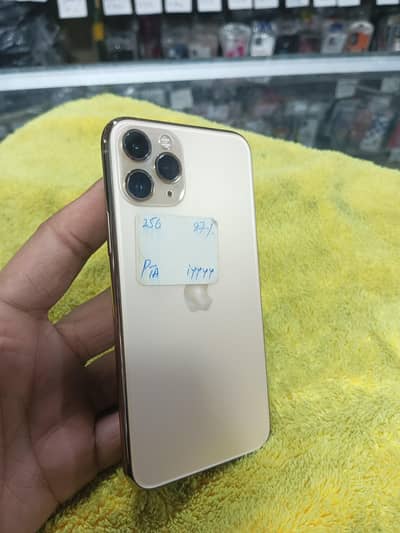 iphone 11 pro PTA