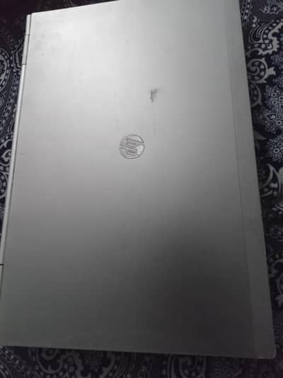 window 10 HP laptop good condition elite book