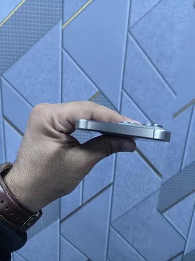 iPhone 15 pro max hk