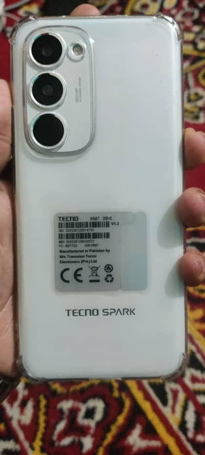 Urgent sell karna ha  dosra phone lyn ha 1 month use ha