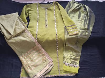 fancy party wear in size small