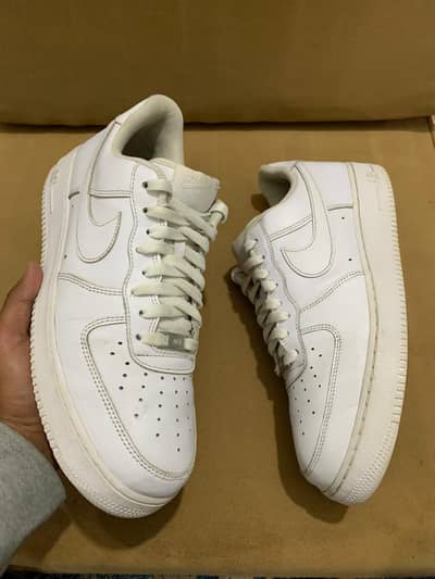 NIKE AIR FORCE 1