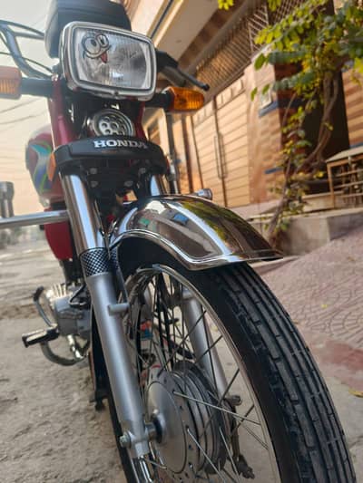 blkul lush neat condition ha 10/10 like as a new documents clear han