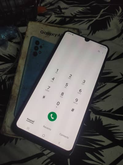 Samsung Galaxy a32 6gb 128gb with box