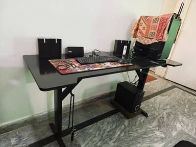 Computer Table