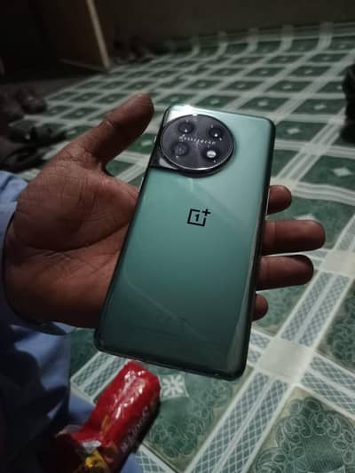 one plus 11 5G 16GB 256GB