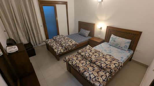 Two BED APARTMENT TVL/KITCHEN AVAILABLE FOR RENT ON DAILY BASIS IN ISLAMABAD