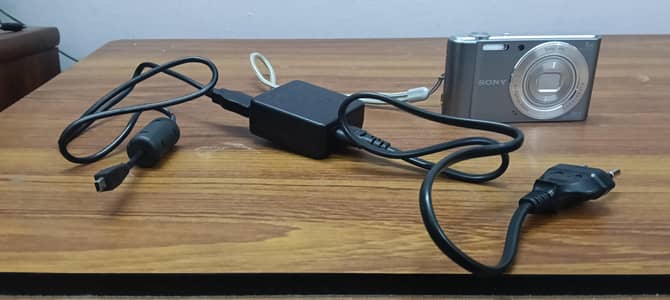 sony cyber-shot w810