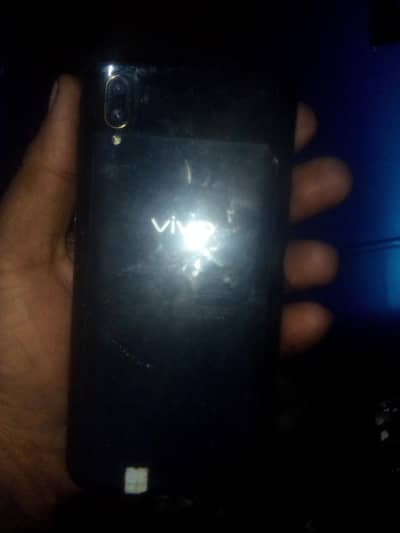 vivo y97.     room. 8 256.