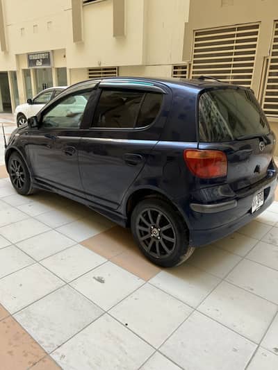 Vitz FL 2003 registration 2006 mint condition