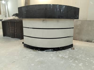 reception counter for sale not a damage all okay ha