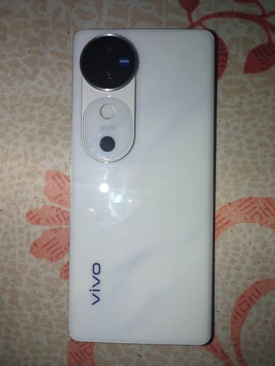 Vivo v40 5g 12/256